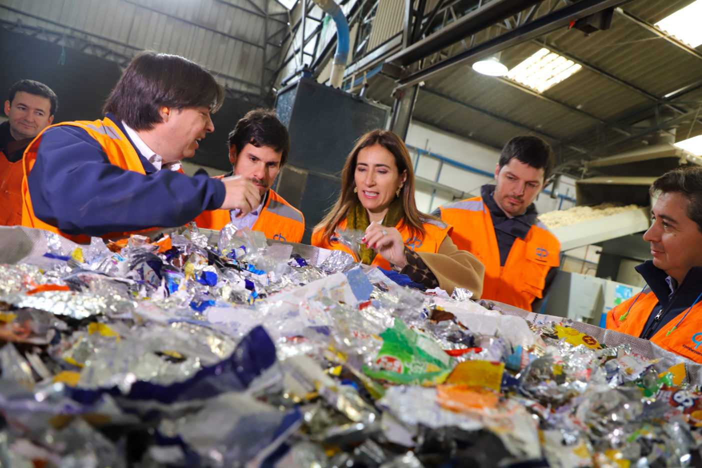 Lanzan plan de apoyo público-privado para la industria del reciclaje y sus trabajadores