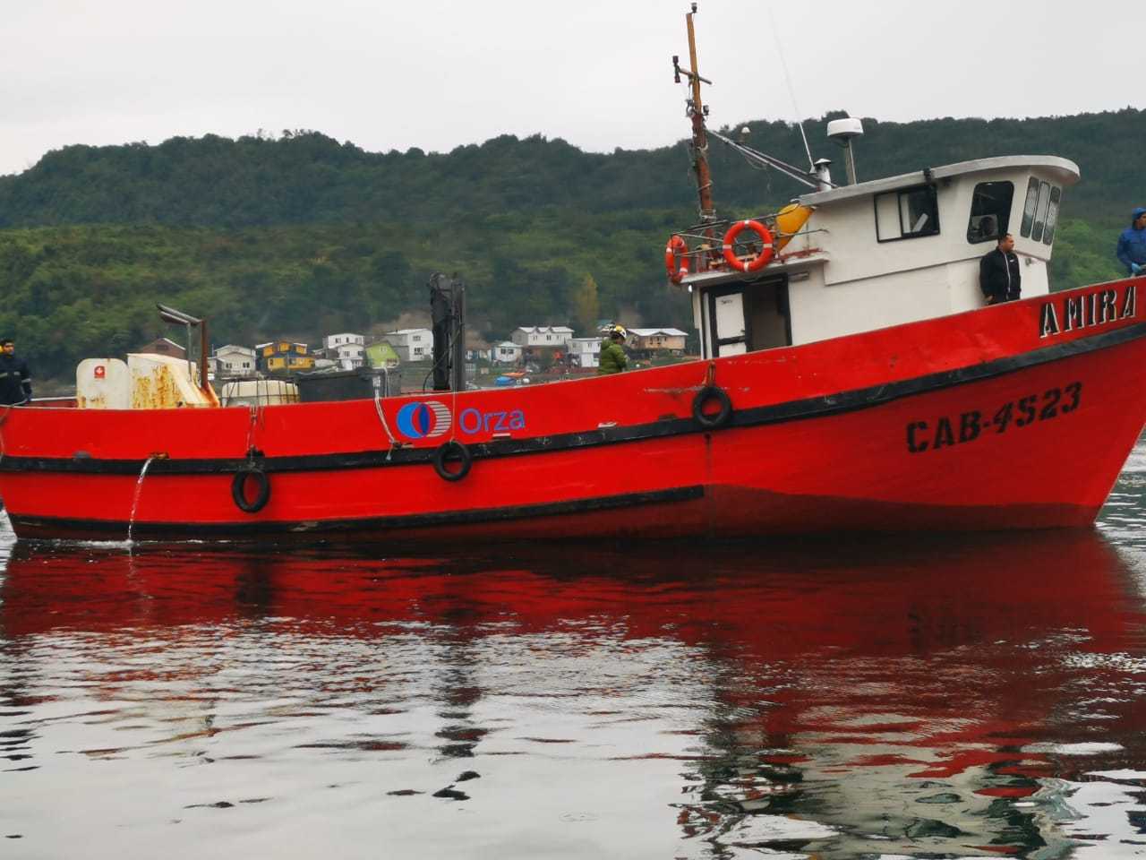 Orza refuerza su área de servicios con la adquisición de dos embarcaciones