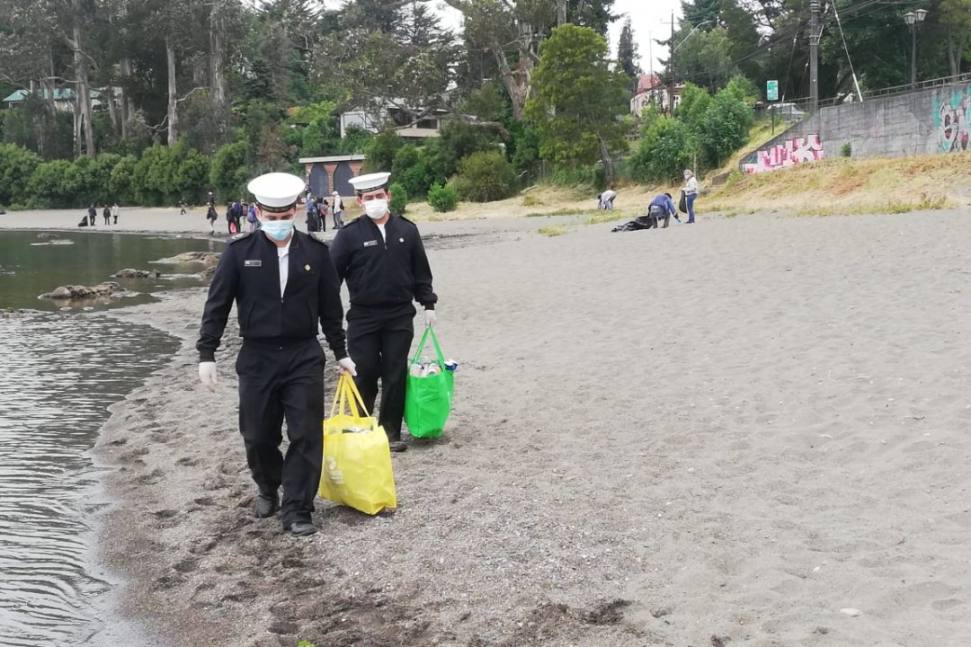 Realizaron limpieza de playa en Puerto Varas