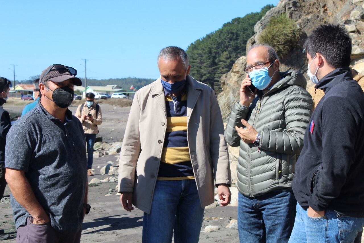 Director Nacional de Obras Portuarias visualiza en terreno las caletas de Lenga y Arauco