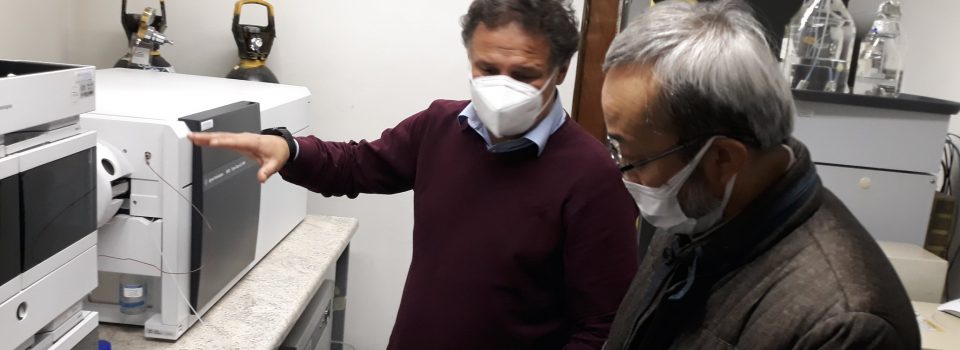Expertos japoneses visitan laboratorios asociados al proyecto de Monitoreo de Algas en Chile