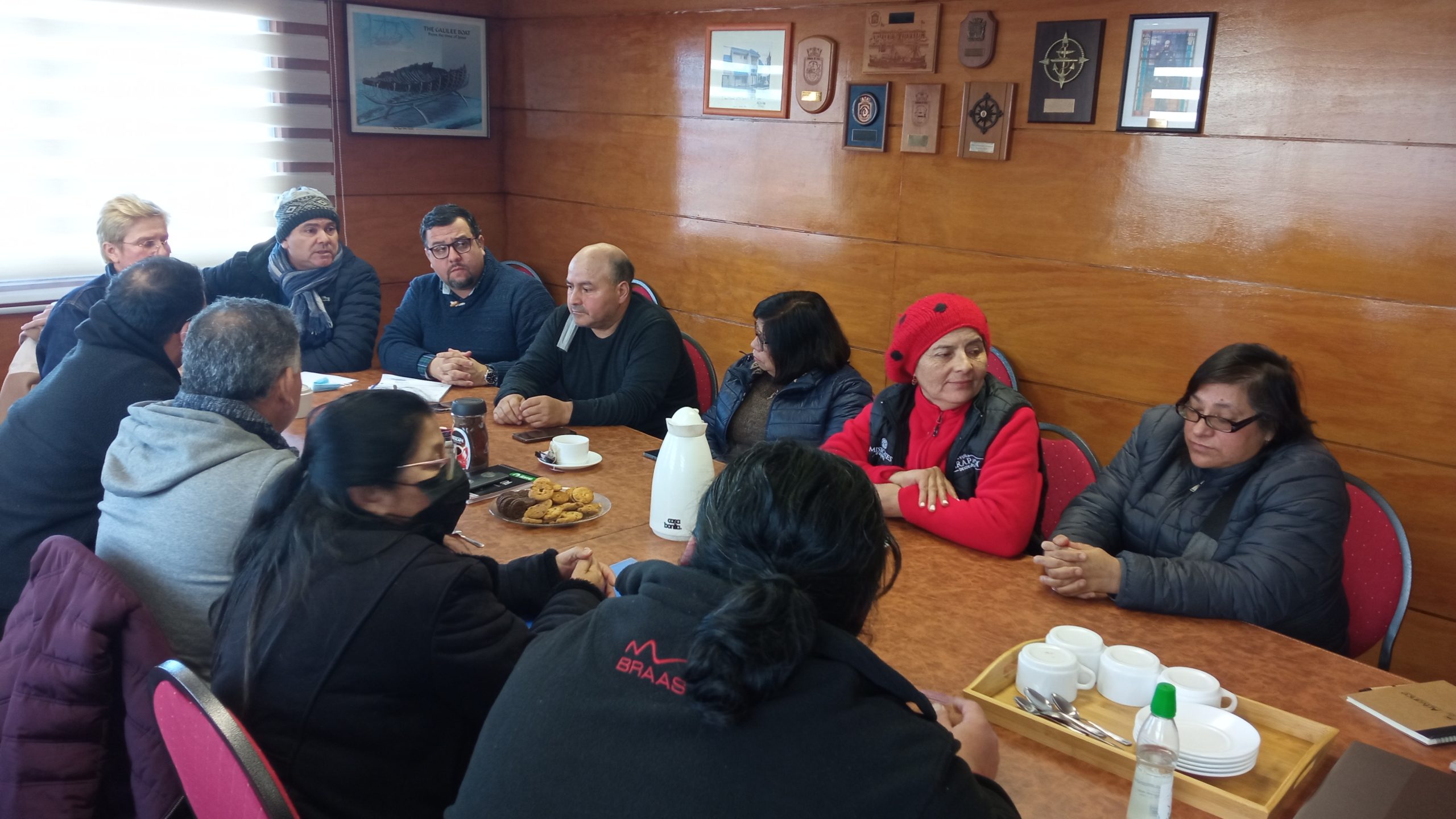 Pescadores Artesanales de Coronel logran acuerdo con comunidades indígenas sobre ECMPO
