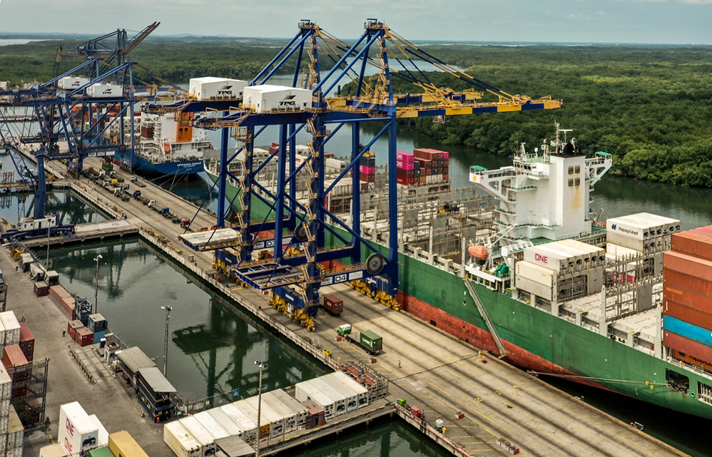 SAAM acuerda venta de sus terminales portuarios y logísticas asociadas a Hapag-Lloyd