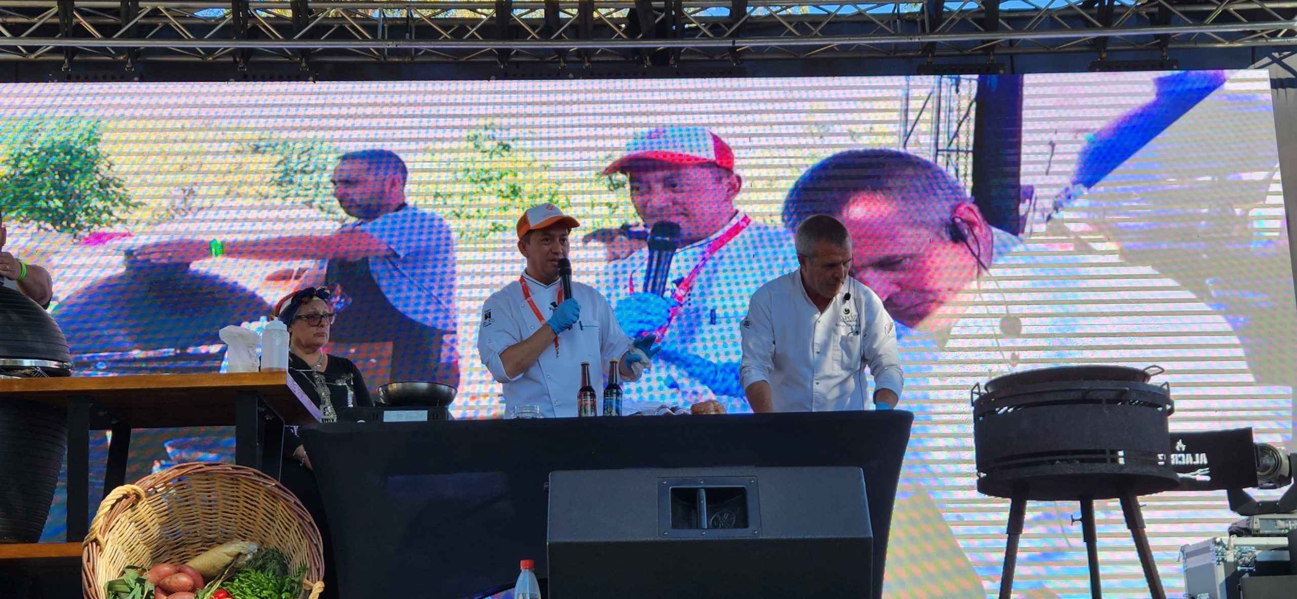SalmonChile participa en primera versión de la Feria Mundo Outdoor en Villarrica