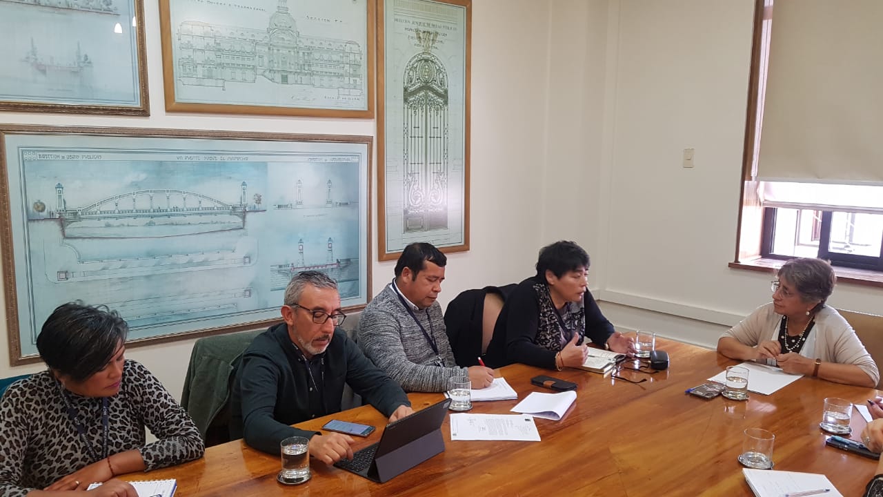 Conapach pide rescate de caletas pesqueras de Chile ante ministra de Obras Públicas