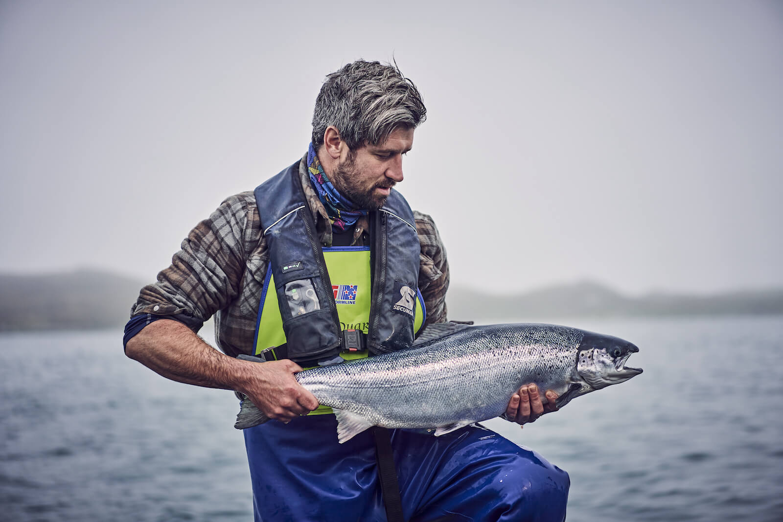 Loch Duart Salmon es pionero en sostenibilidad y salud gracias al innovador alimento de BioMar
