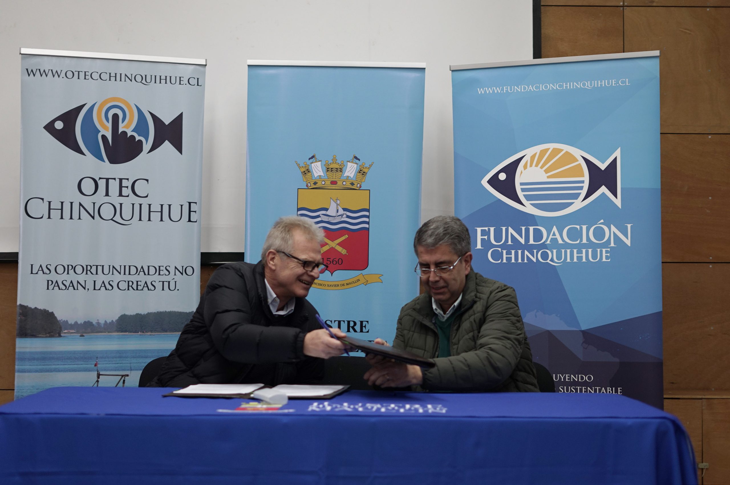 Municipalidad de Maullín y Otec Chinquihue suscriben alianza para avanzar en capacitaciones