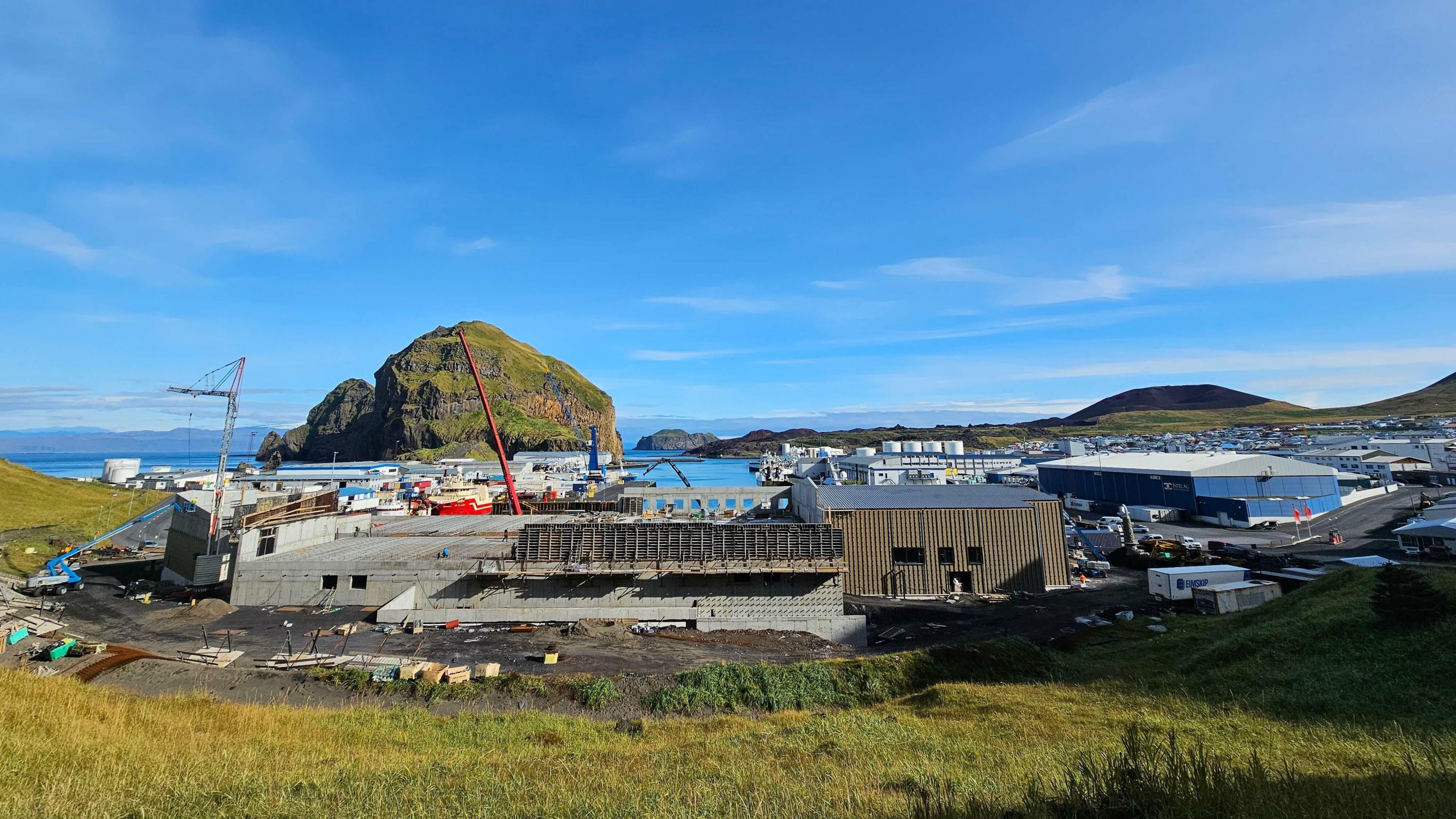 AKVA group avanza en pionera instalación RAS de smolts en Islandia