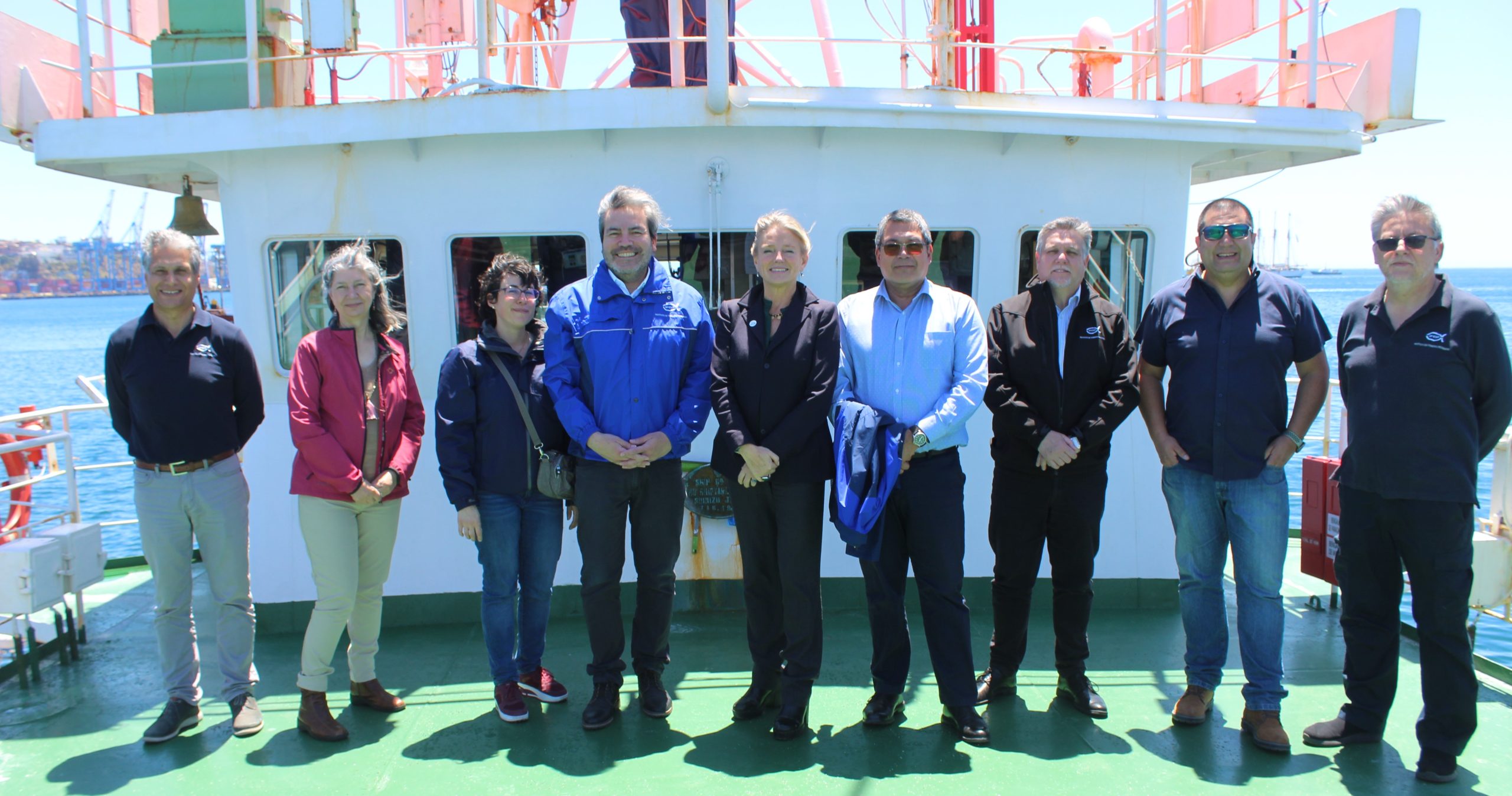 Instituto Marino de Flandes visita buque científico Abate Molina