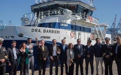 Ministro Grau y subsecretario Salas encabezan ceremonia de inicio de operaciones del buque “Dra. Barbieri”