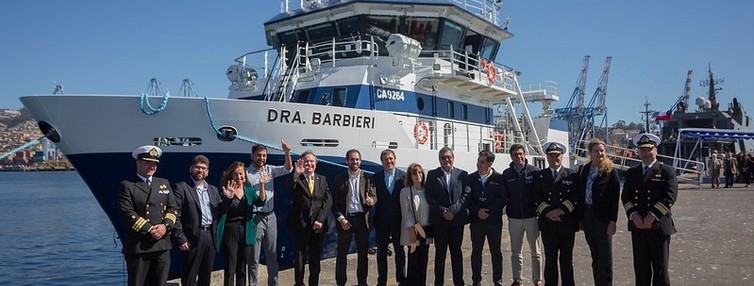 Ministro Grau y subsecretario Salas encabezan ceremonia de inicio de operaciones del buque “Dra. Barbieri”