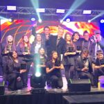 Jóvenes talentos de Quellón compartieron escenario con Luis Jara ante 400 personas